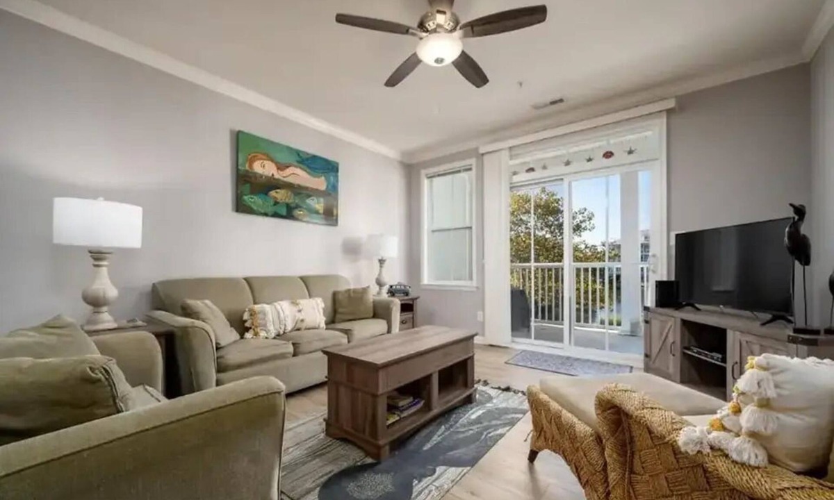 Sunset Island House | ⭐️Gorgeous Sunset Island Private Beach In/Outdoor Pools⭐️