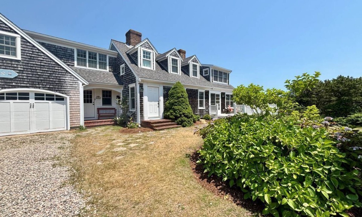 South Chatham House | Great Cockle Cove Home!