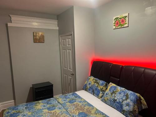 Irvington Bed & Breakfast | Grove#9