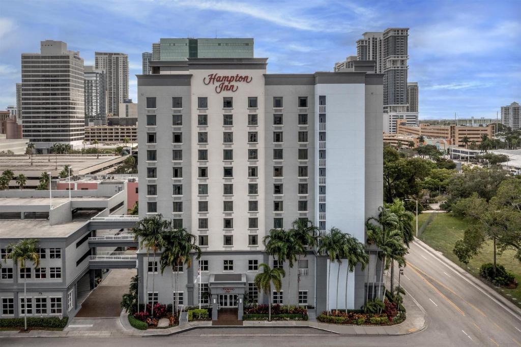Downtown Fort Lauderdale Hotel | Hampton Inn Fort Lauderdale Downtown Las Olas Area