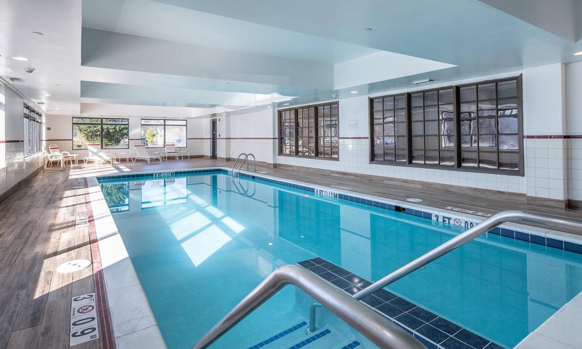 Central Newport News Hotel | Hampton Inn Newport News-Yorktown