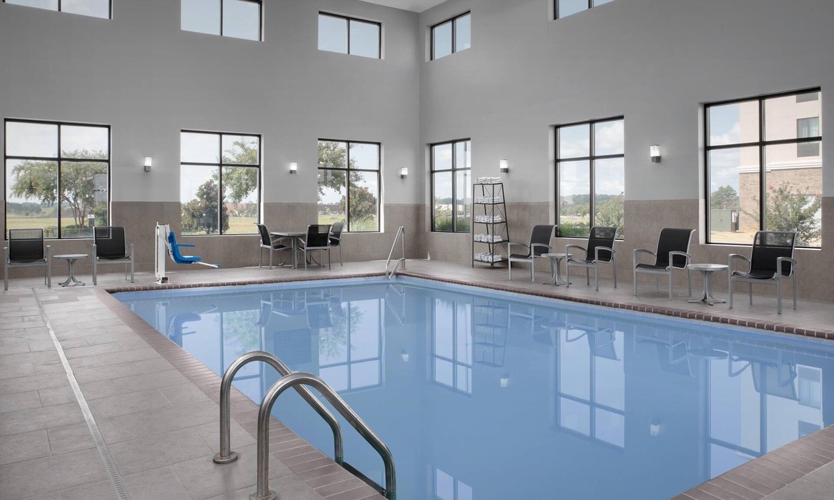 Tupelo Hotel | Hampton Inn & Suites Tupelo/Barnes Crossing