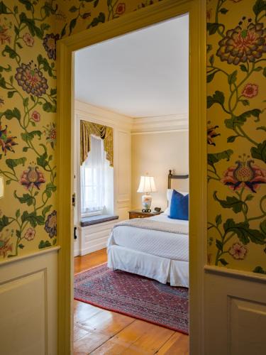 Marblehead Hotel | Harbor Light Inn