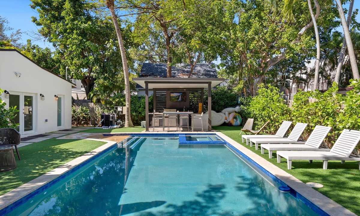 Coral Way House | Havana House ~ Miami LUXE ~ West Brickell