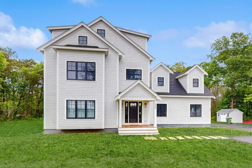 Mashpee House | Heritage Escape