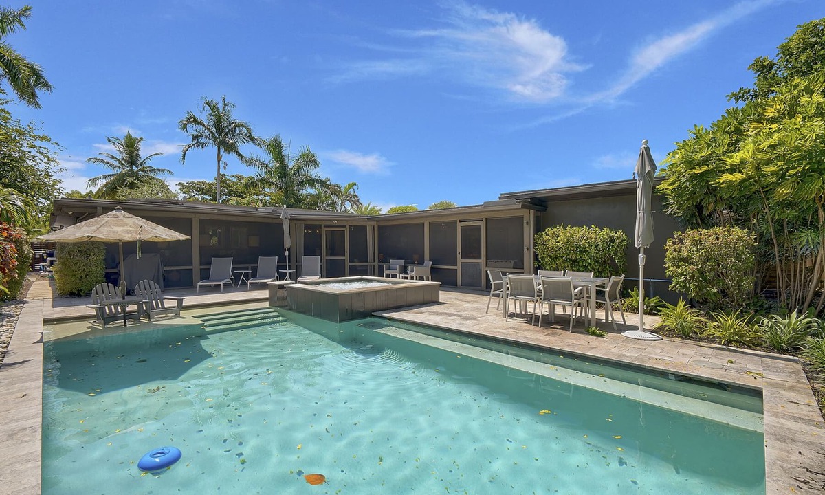 Poinsettia Heights House | Hidden Gem in Heart of Fort Lauderdale with Heated Pool and Hot Tub!