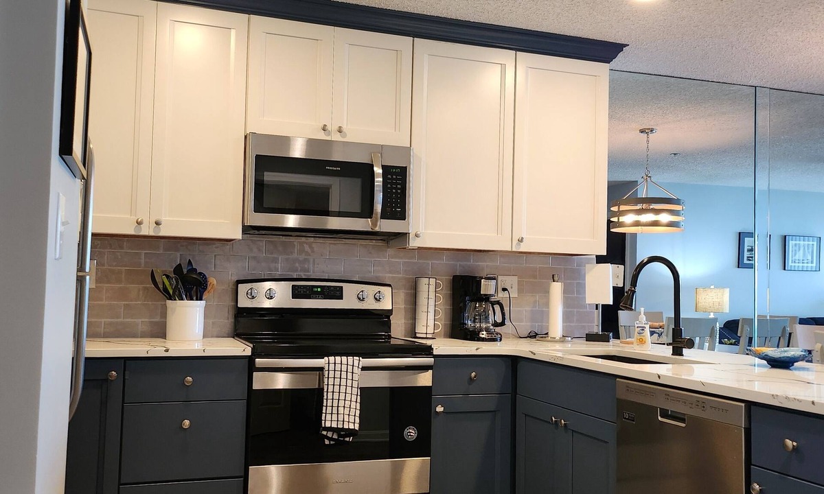 North Ocean City Condo | Hidden Harbour 2BR/2BA – Bayside Condo w/Pool, Steps to Sand & Northside Park!