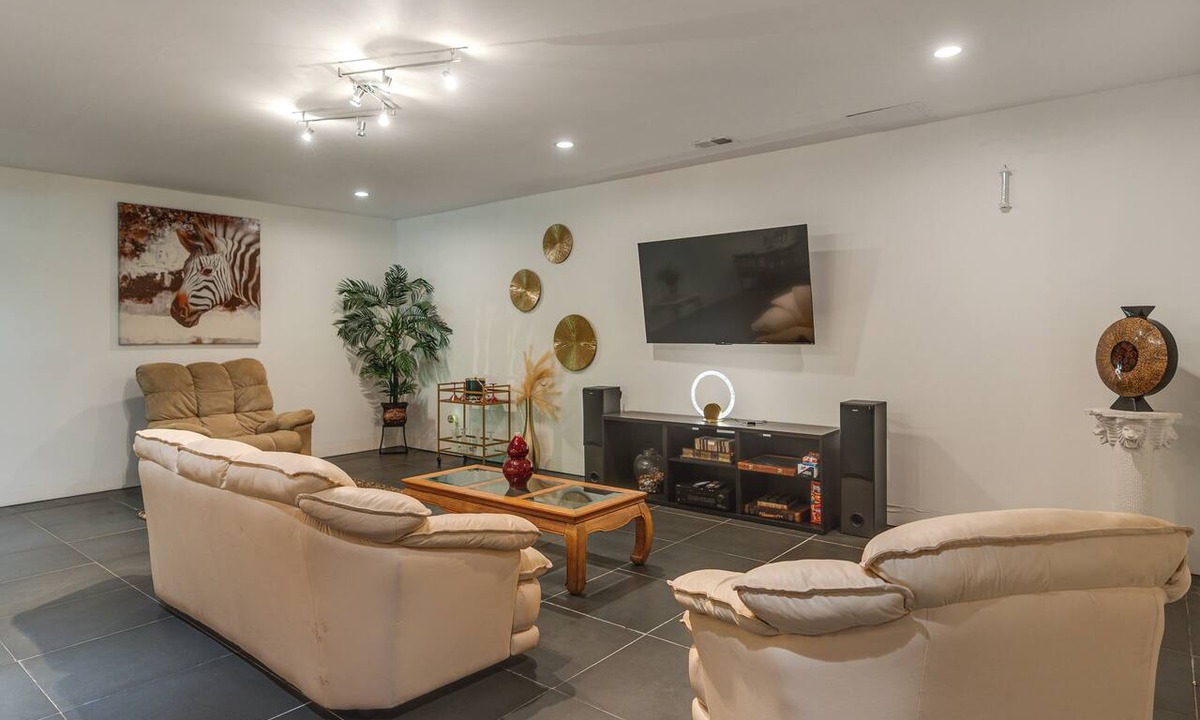 Stafford Apartment | Hike, Boat & Explore! Serene Stafford Apt w/Patio