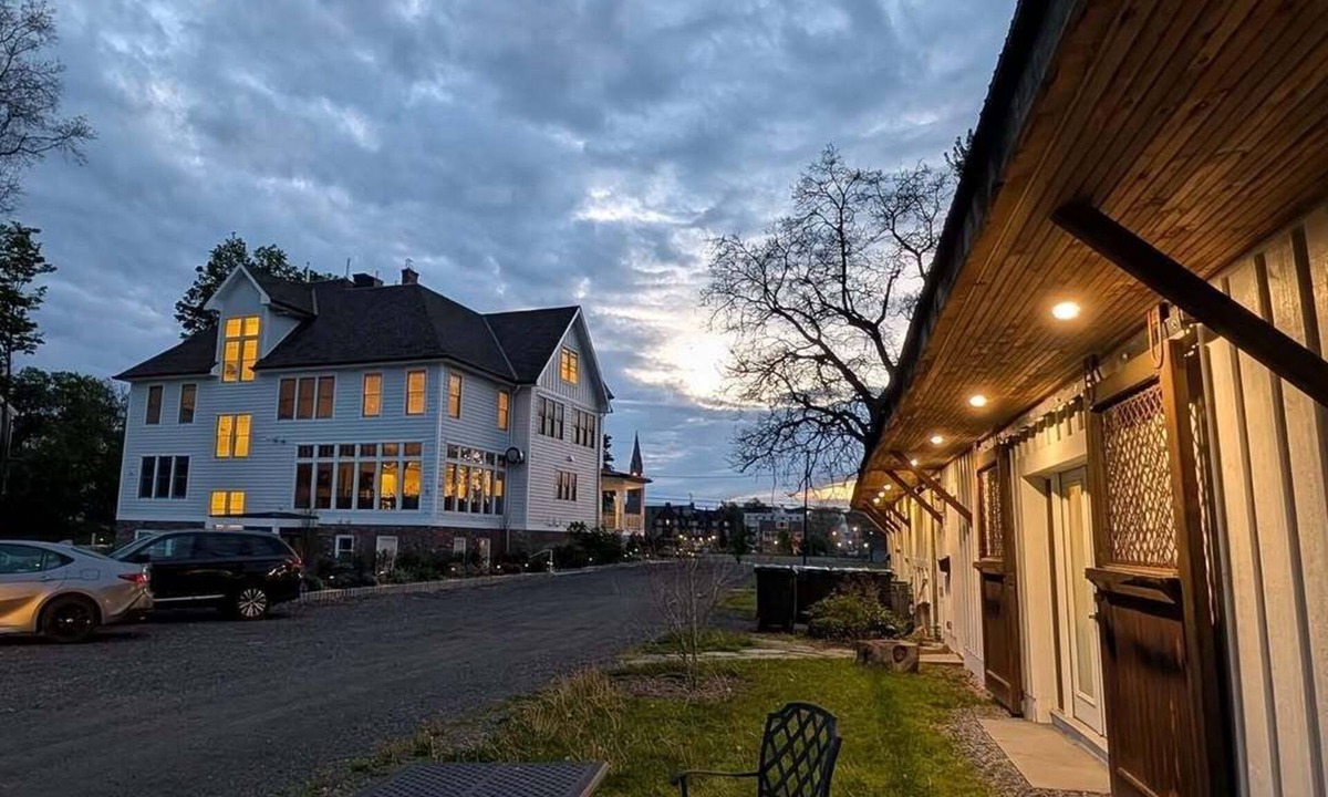 Goshen Apartment | Historic Horse Barn Apartment in Goshen