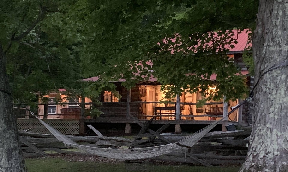 Edray Cabin | Historic Log Cabin near Williams River, Cranberry Glades and Snowshoe