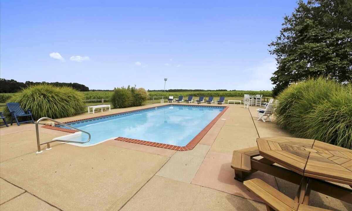 Chestertown House | Historic Manor House on Beautiful Eastern Shore Estate