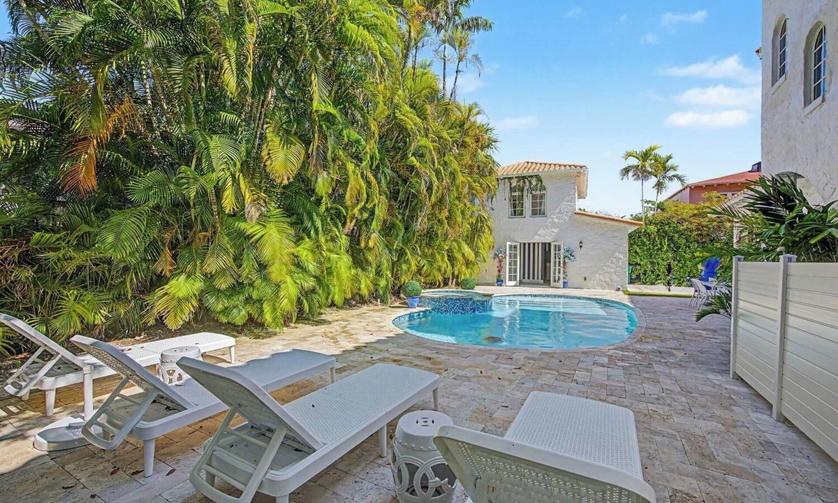 Buena Vista House | Historic Tropical Pool House Near Design District