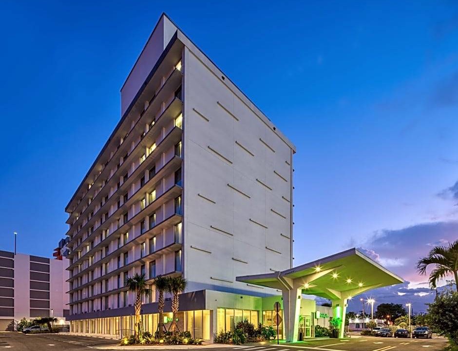 West Little River Hotel | Holiday Inn Miami North – I-95, an IHG Hotel