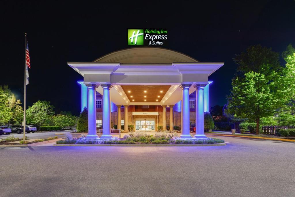 Williamsburg Resort | Holiday Inn Express & Suites Williamsburg by IHG