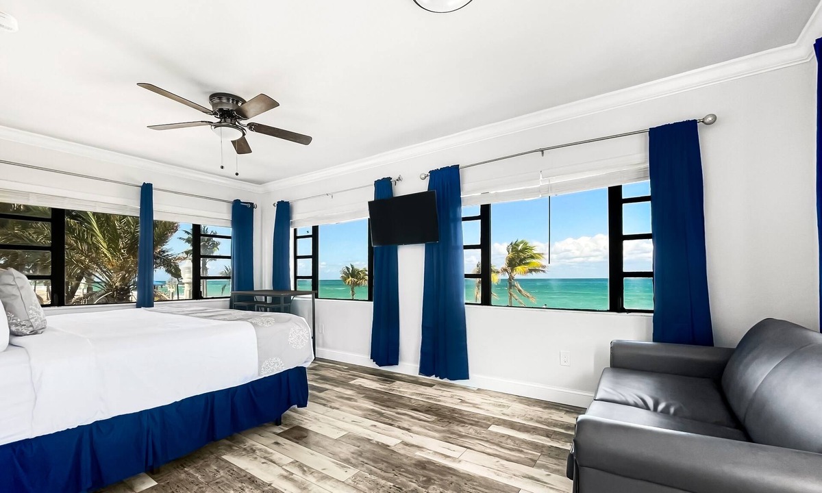 Hollywood Lakes Hotel | Hollywood Beach Hotels
