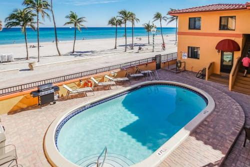 Hollywood Hotel | Hollywood Sands Resort