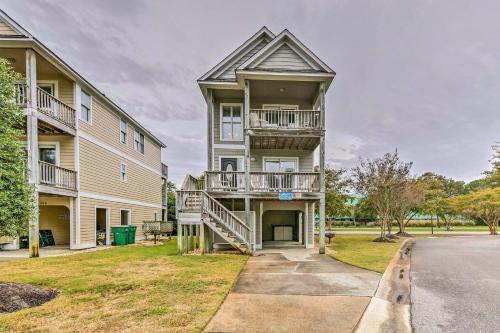Corolla Light House | Home w/Deck in Corolla Light: Walk to Beach!