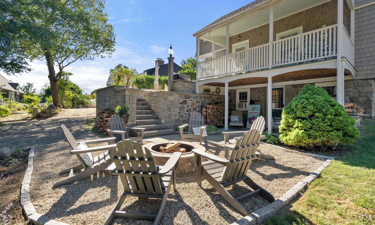 Rockport House | Home w/firepit l Walk to Bearskin Neck+Beach
