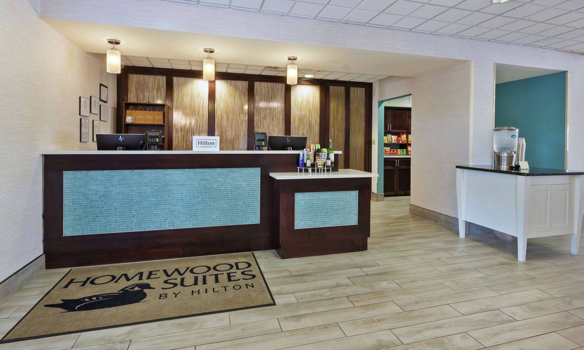 Greenbrier East Hotel | Homewood Suites by Hilton Chesapeake-Greenbrier