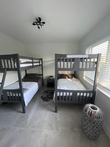 Hallandale Beach Hostel | HOSTEL Star