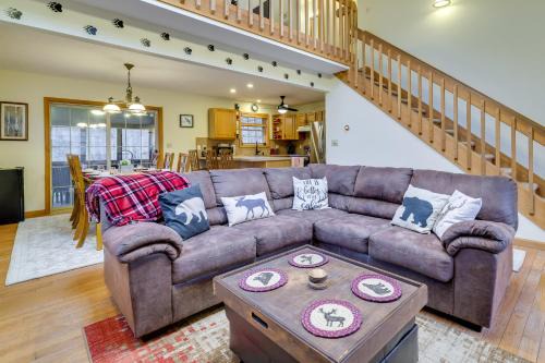 Gouldsboro House | Hot Tub, Game Room! Poconos Home 22 Mi to Slopes