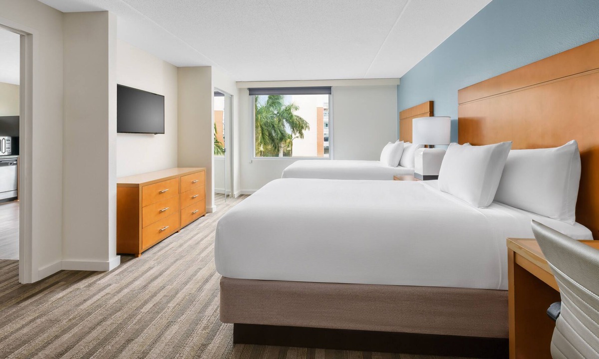 Dania Beach Hotel | HYATT house Fort Lauderdale Airport & Cruise Port