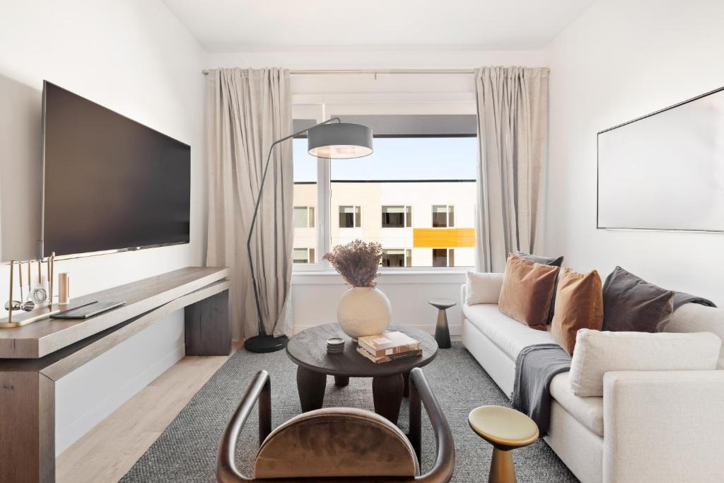 Everett Apartment | Hyatus Luxury Residences Boston Everett Premier Collection