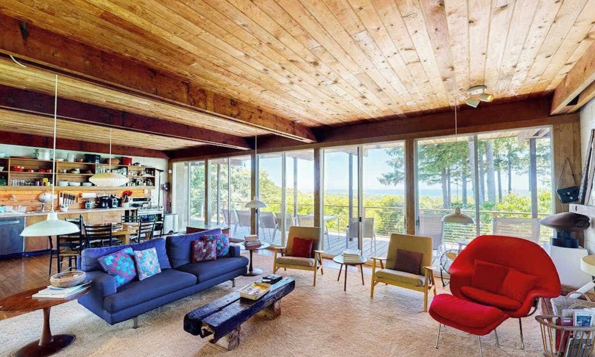 Chilmark House | Iconic Mid-Century Home with Gorgeous Ocean Views, Private Pool & Decks