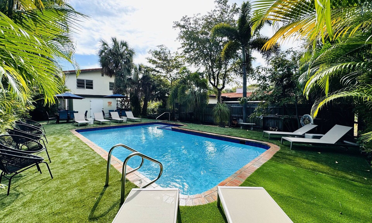 Lake Ridge Apartment | Ideal Family & Friends 2-Bedroom Getaway