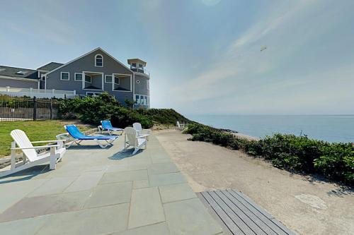 Dennis Port House | Immaculate Beach Condo