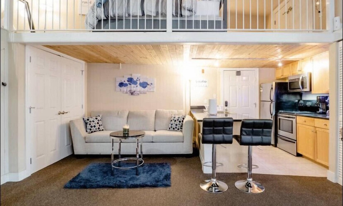 Shockoe Bottom Apartment | Industrial Chic Loft in the Heart of Downtown Richmond!