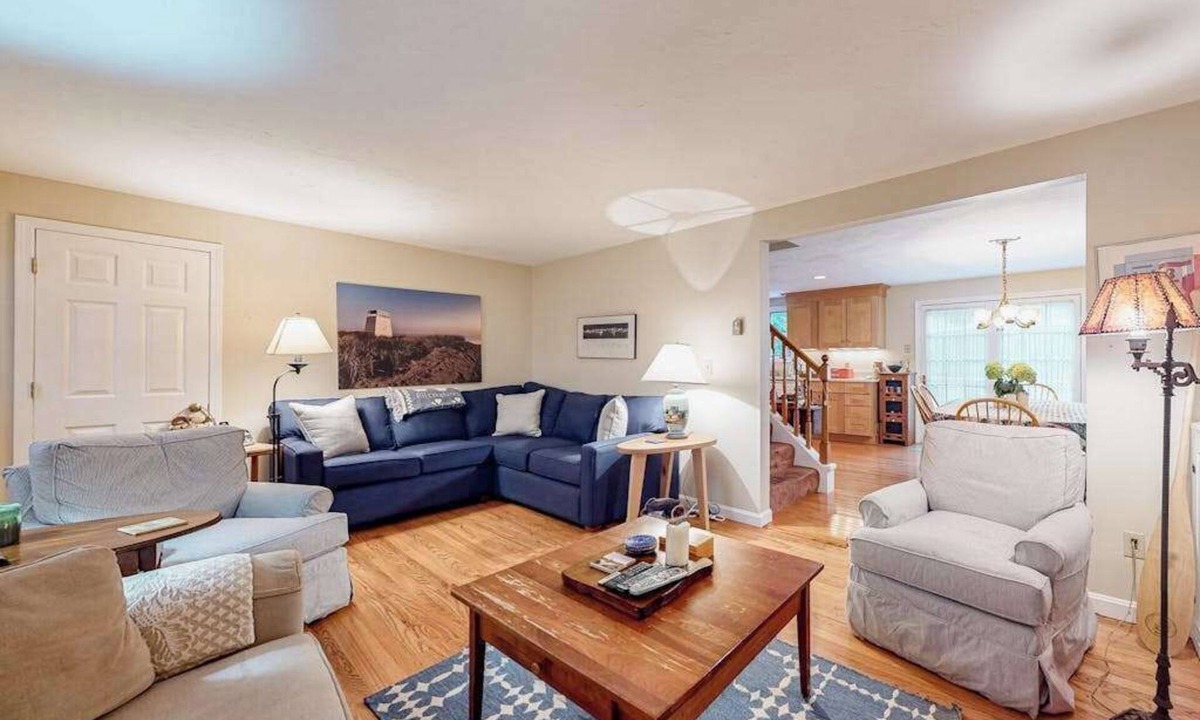 Katama House | Inviting home near town and the beach with fast WiFi and private W/D
