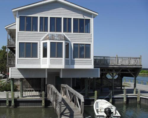 Chincoteague Hotel | Island Resort