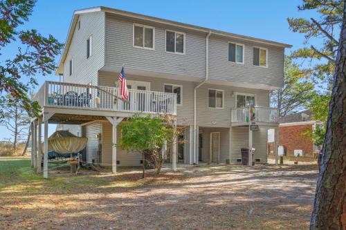 Piney Island House | Island Sunrise - Pet friendly, waterfront duplex!