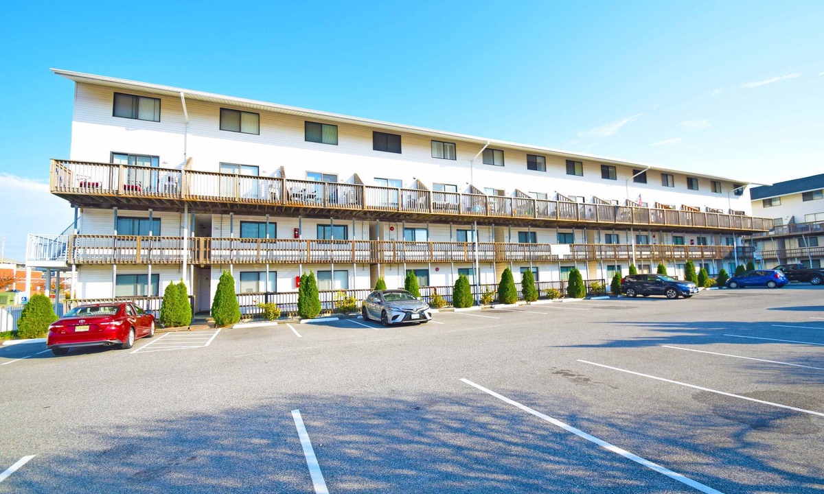 North Ocean City Condo | Jockey Beach 378-Baywater 123rd St, Internet, Pool, W/D, AC