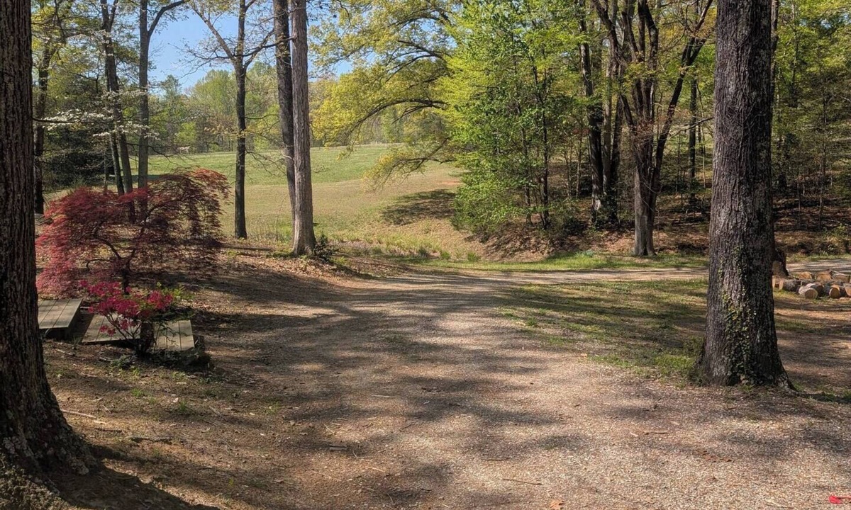 Powhatan Apartment | Jones Creek Hideaway - 5 minutes from Fine Creek