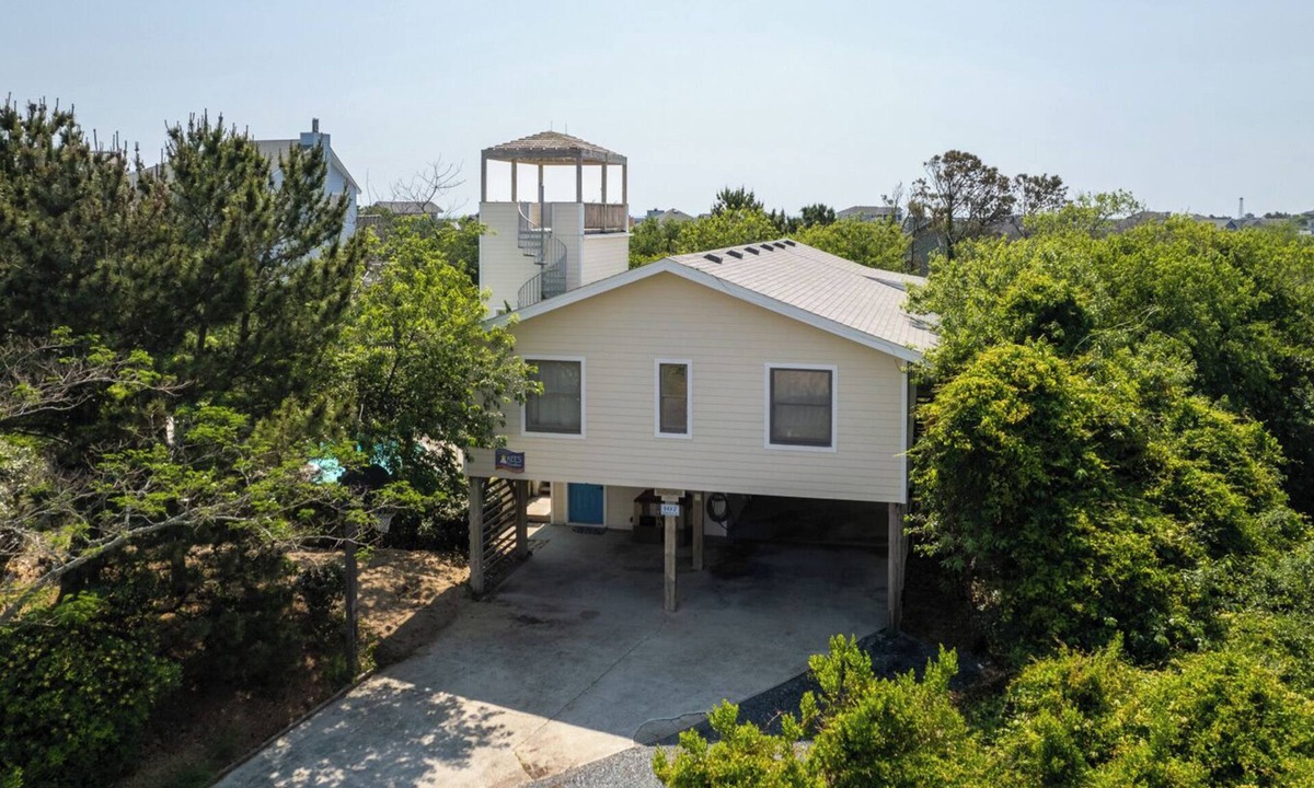 Carolina Dunes House | Jurmala 4 Bedroom Home at Carolina Dunes with Heated Pool Available