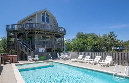 Whalehead Beach House | Keepsake - Corolla, Whalehead, 435 Yds to Beach, Pool w/Kiddie Pool, Hot Tub, Pets OK, Flex Stays