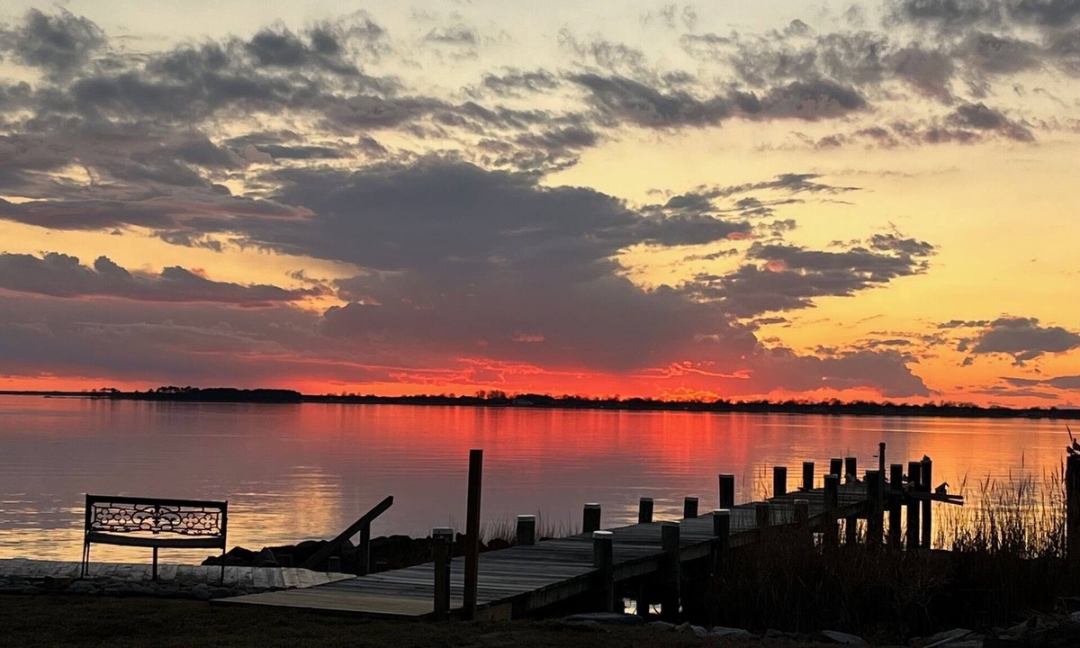 Chester House | Kent Island Time - Enjoy Kent Island Waterfront-Pet Friendly!