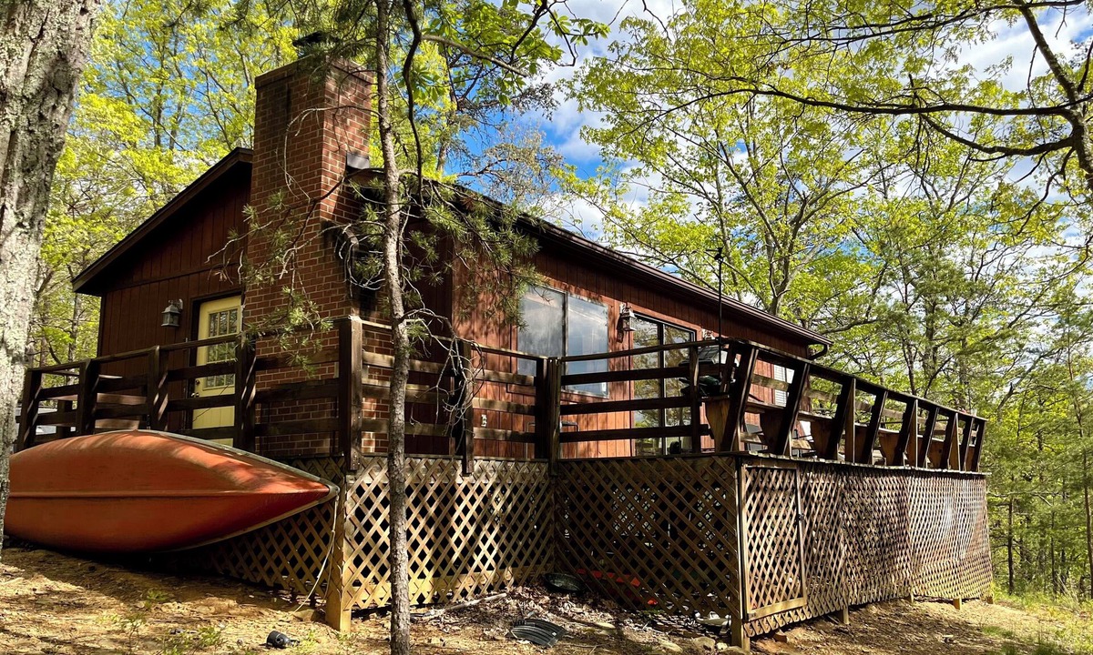 Kirby Cabin | Kick n' Back Cabin