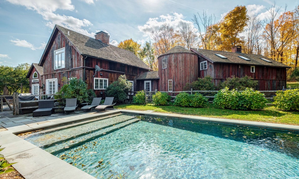 Washington Depot House | "Kielwasser 5BR" 2Hrs NYC,Best Town,Restaurants! HeatedPool,BBQ,4FPs, PoshPadsCT
