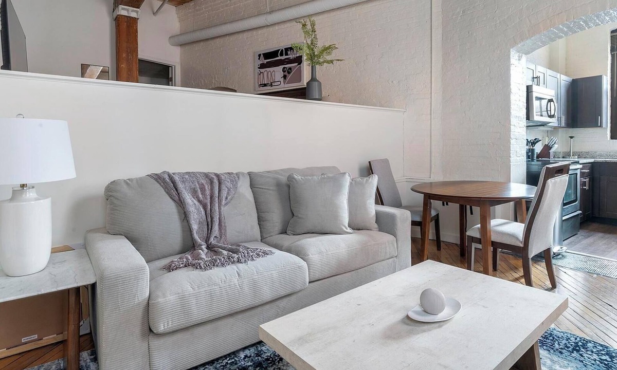 Downtown Baltimore Apartment | Landing | Chic 1BD, Gym, Courtyard