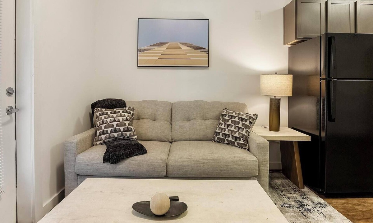 Church Hill Apartment | Landing | Incredible 1BD, Rooftop Lounge