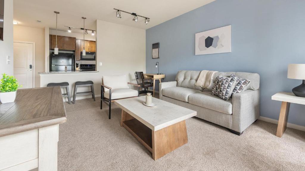Manassas Park Apartment | Landing Spectacular 1BD Pool Gym