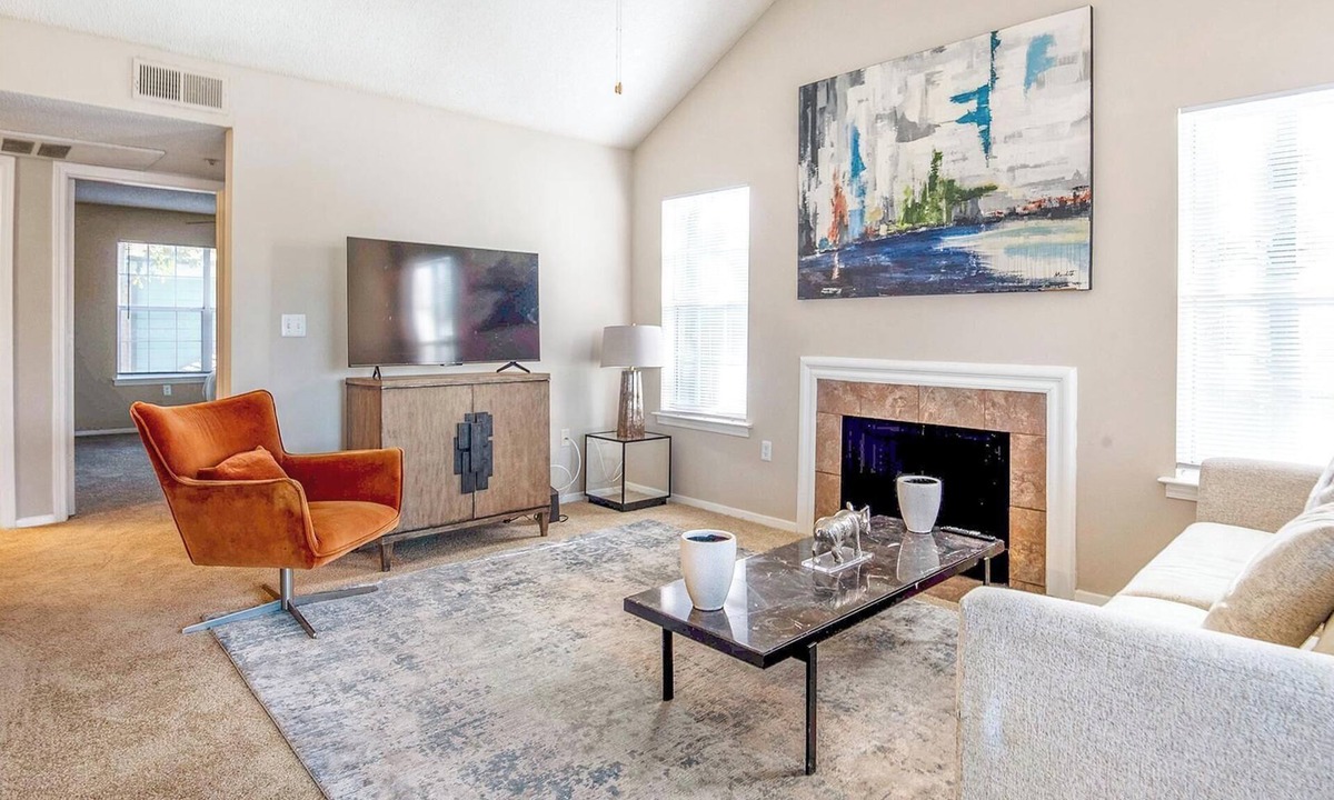 Germantown Apartment | Landing | Stunning 1BD, Tennis Court, Pool