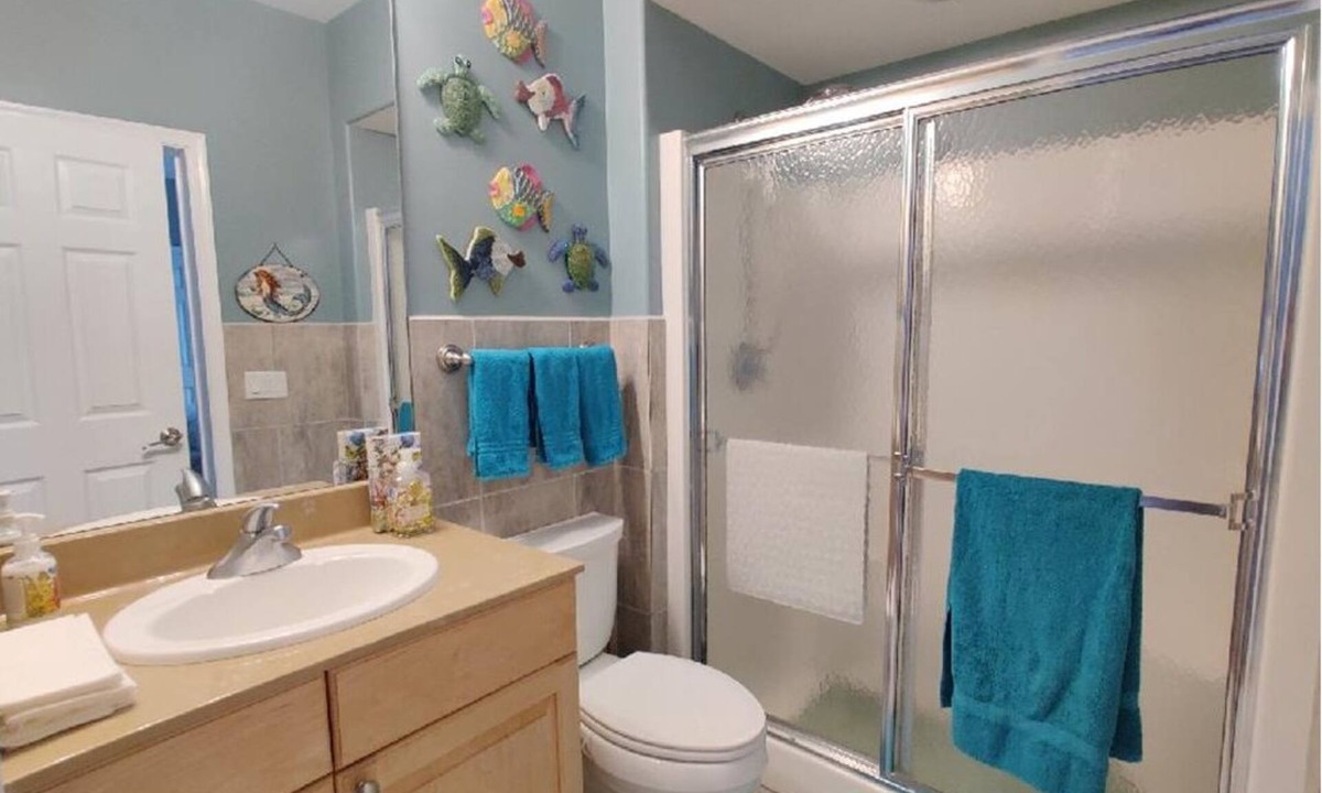 North Wildwood House | Large custom Home with ocean view, roof top deck, off street parking.