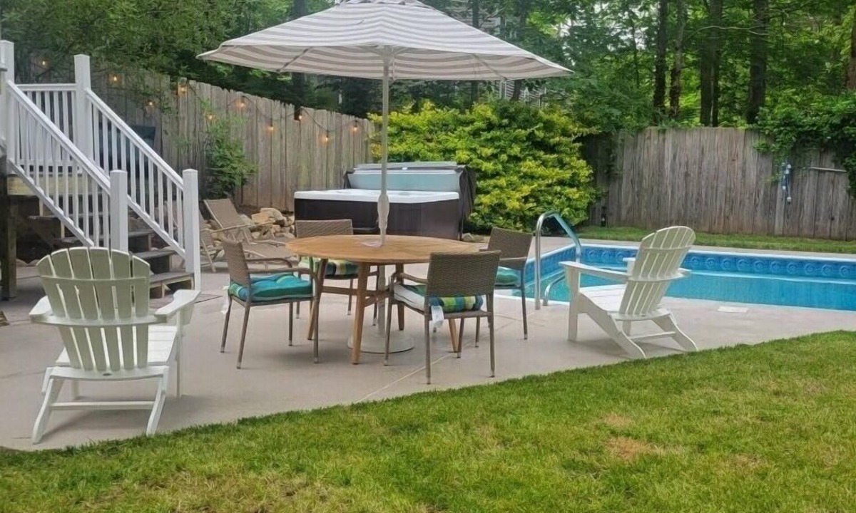 East Orleans House | Large Heated Pool & Hot Tub - 5 Minutes from Nauset Beach