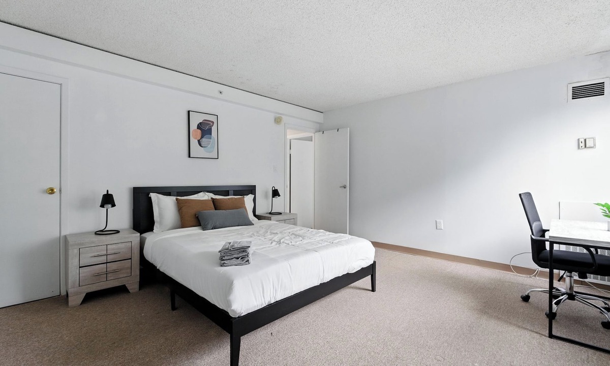 Richmond Apartment | Legacy at Imperial Village 602 I 2 Bed 2 Bath