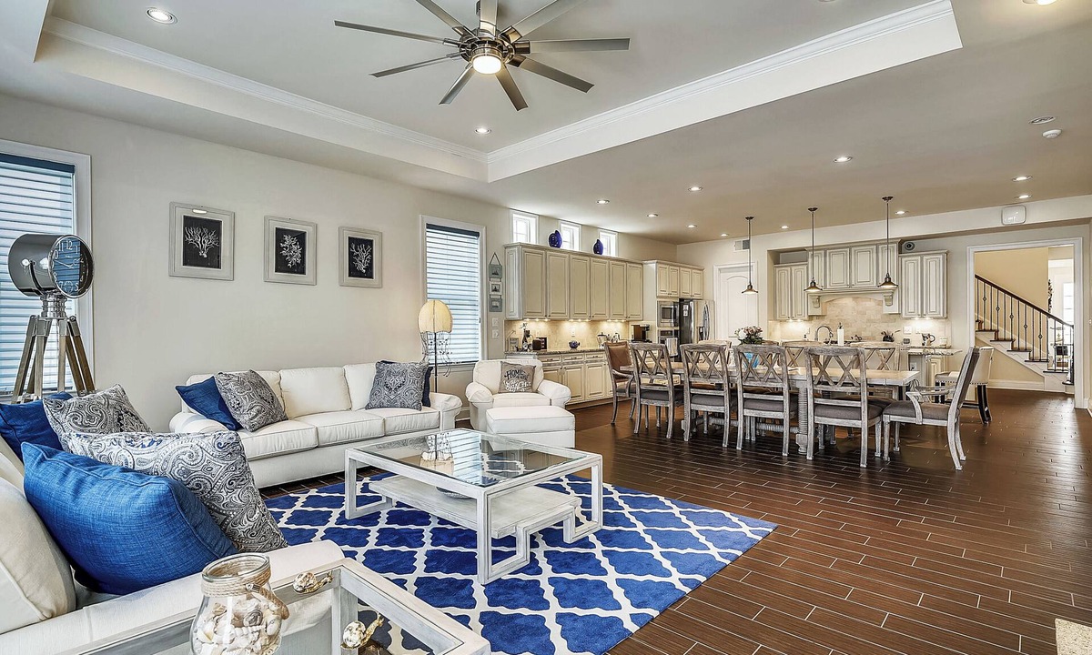 Lewes House | LINENS INCLUDED RENT IN A RESORT LIKE ATMOSPHERE TODAY!