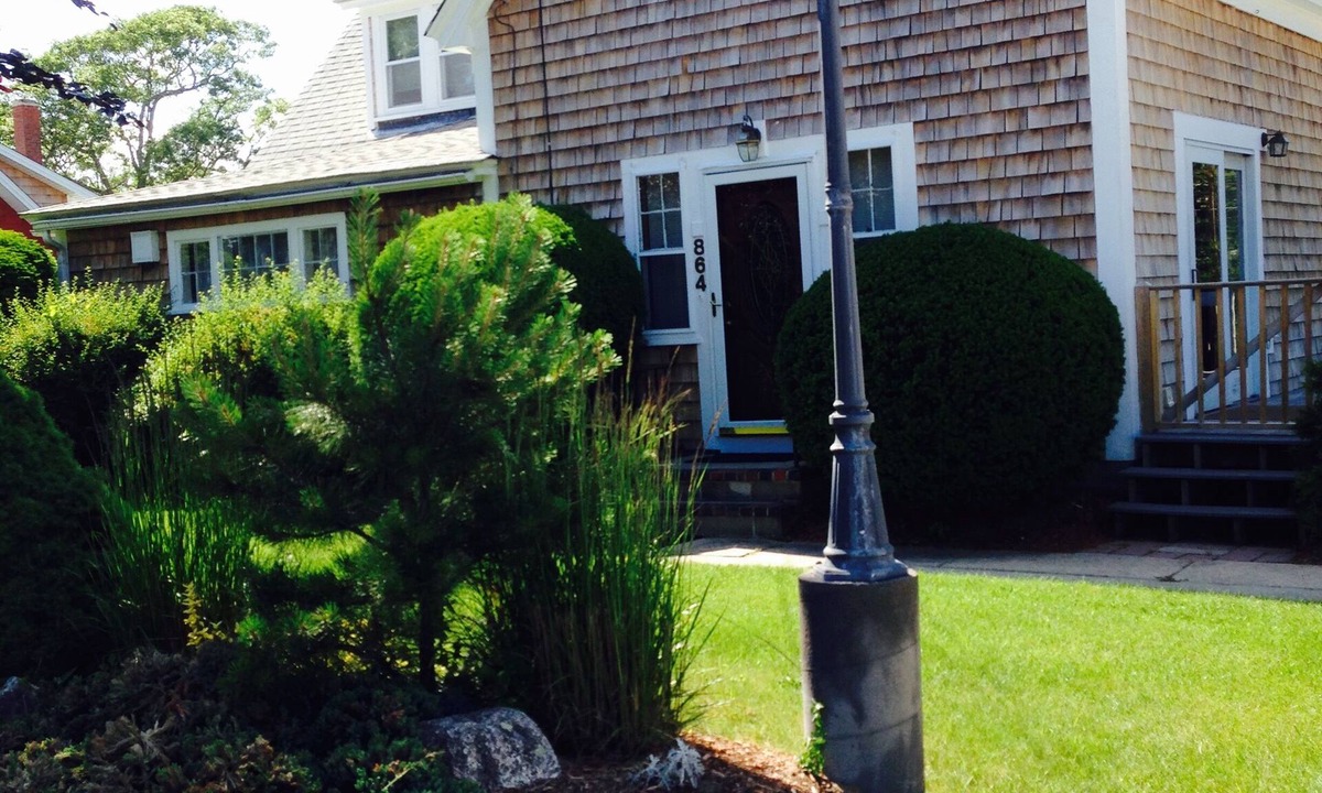 Bass River House | Location! Large House Sleeps 10, Heated Pool, 1 mile to Ocean Beaches, Pets ok